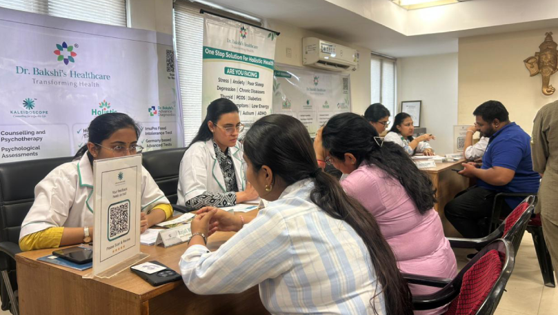 Clinical Psychologists consulting patients at ICSI camp.