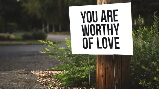 How to make positive affirmations work; tips by psychologist